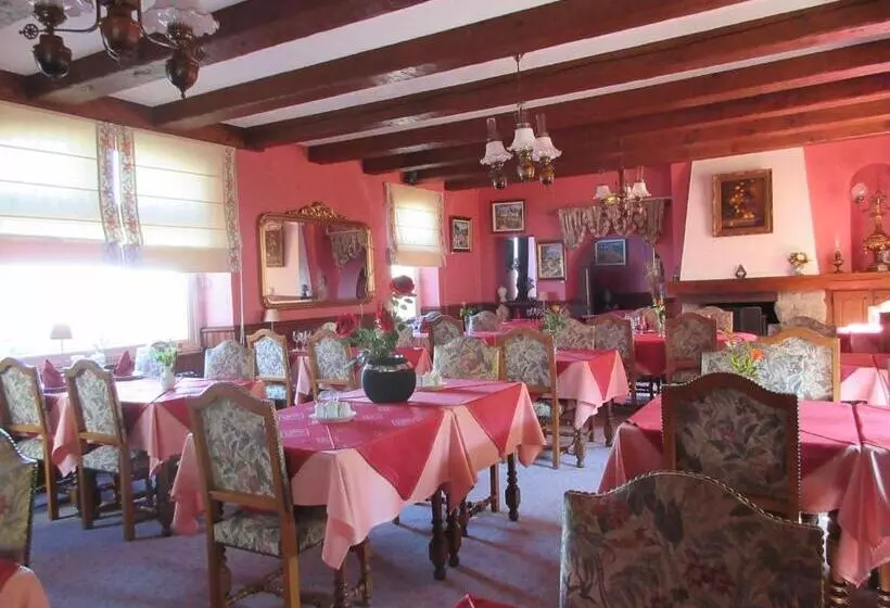 בית מלון כפרי Le Trianon