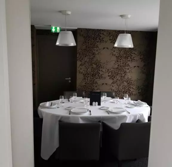 Hotel Logis Hôtel A La Bonne Auberge