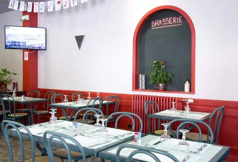 Logis Hotel De Paris