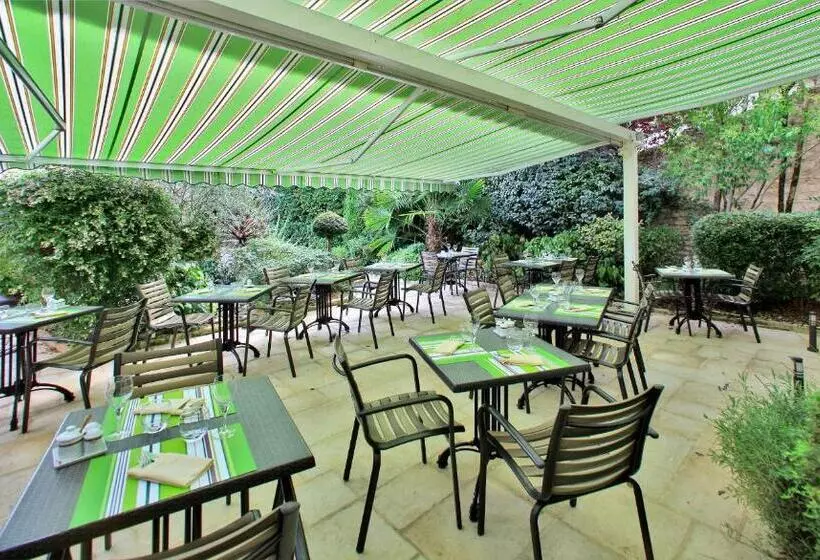 호텔 Logis Hôtel Le Lion D Or