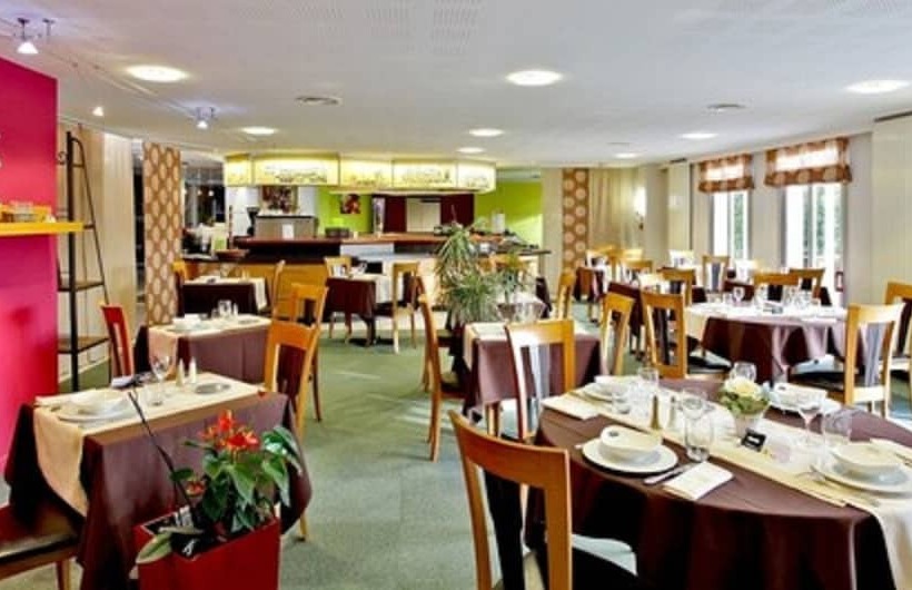 בית מלון כפרי Logis Hôtel Restaurant Aloe