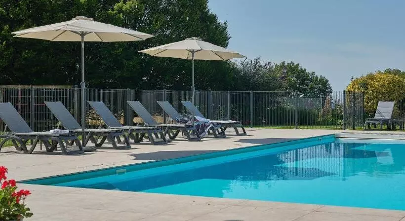 فندق Logis Hôtel Restaurant Aloe