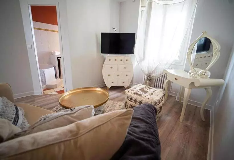 Отель Domaine St Ferreol