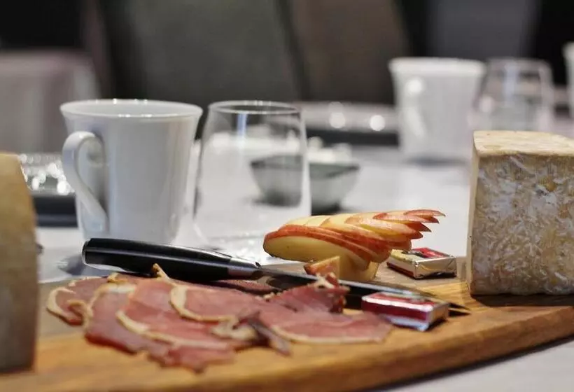 Отель Domaine St Ferreol