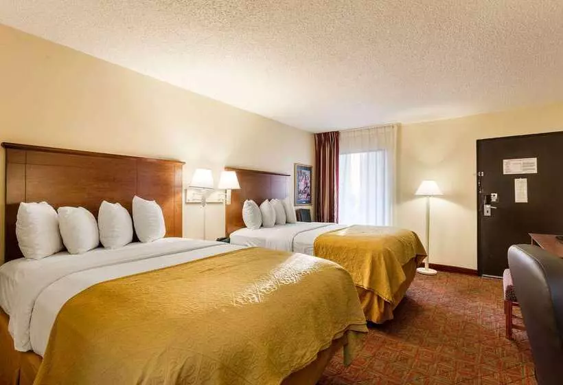 Отель Quality Inn