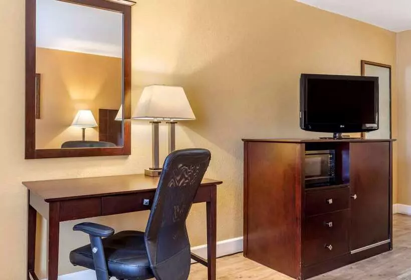 ホテル Quality Inn Russellville I40