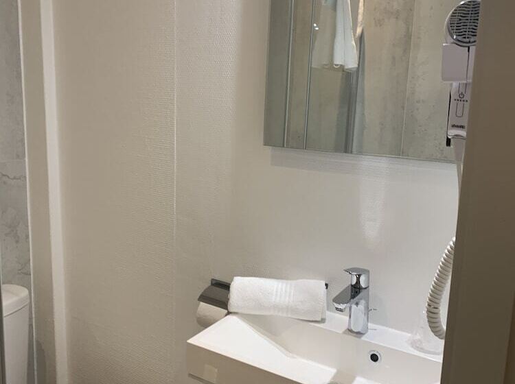 هتل Restaurant Dontenville