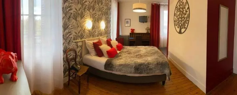 Logis Hotel Bellevue Restaurant La Pomme D Or