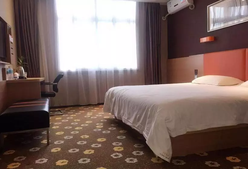 Hotelli 7days Premium Xuzhou Railway Station Square