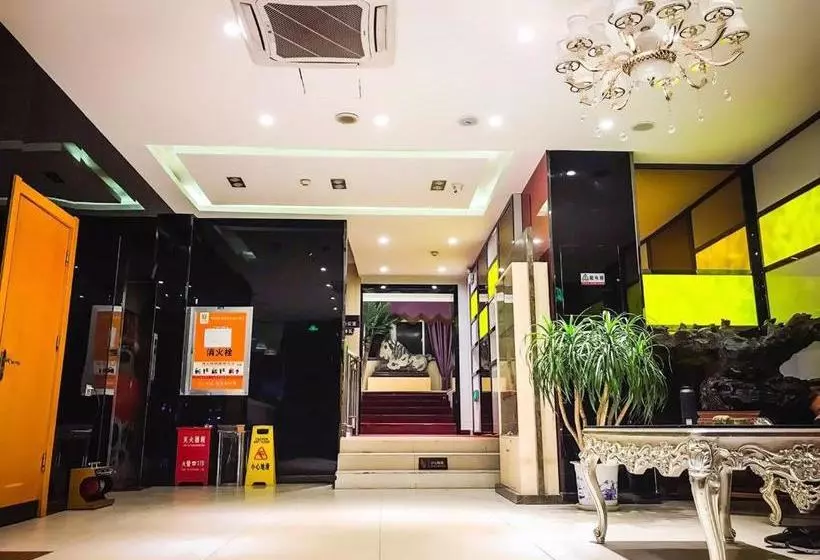 Hotelli 7days Premium Xuzhou Railway Station Square