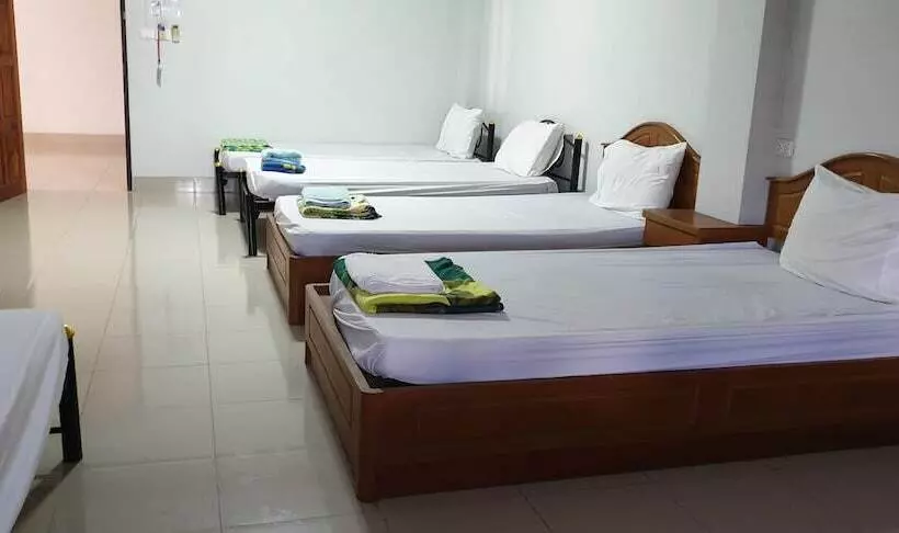 هتل Yong Dee Apartment
