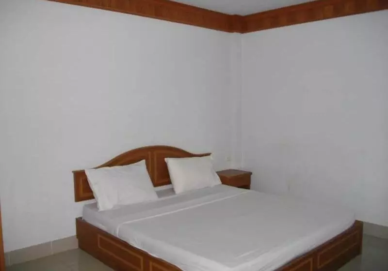 هتل Yong Dee Apartment