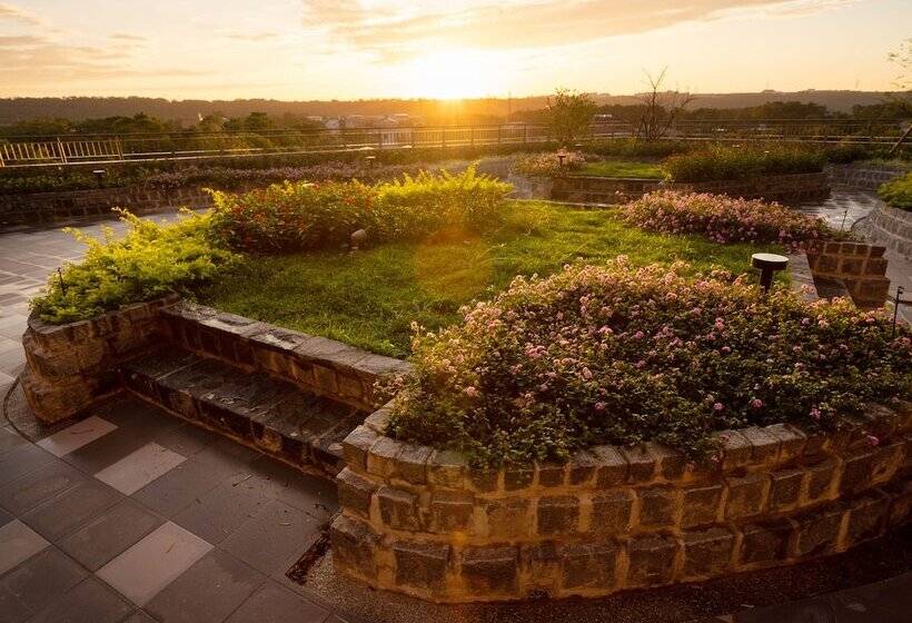 هتل Fame Hall Garden