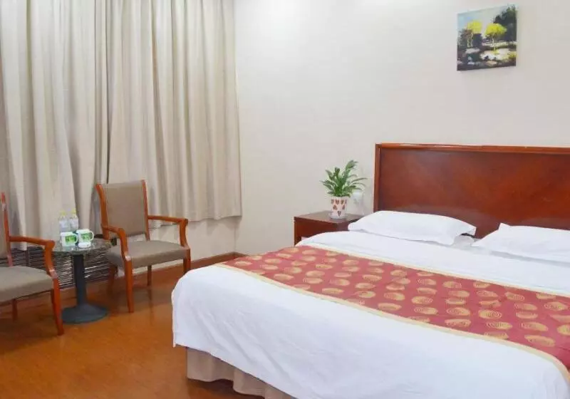 ホテル Greentree Inn Shandong Laiwu West Laiwu Road Express