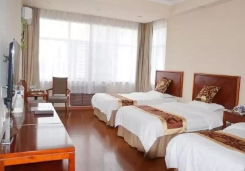 ホテル Greentree Inn Shandong Laiwu West Laiwu Road Express