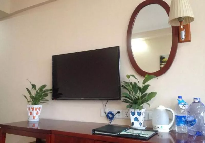 ホテル Greentree Inn Shandong Laiwu West Laiwu Road Express