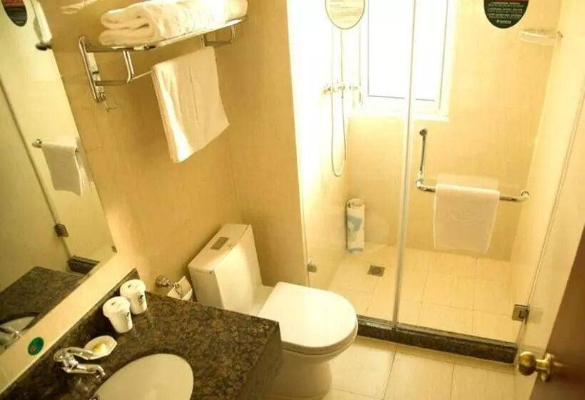 ホテル Greentree Inn Shandong Laiwu West Laiwu Road Express