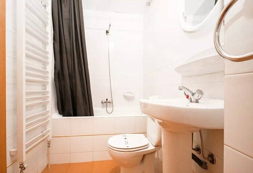 Apartamentos Cims Pas 3000