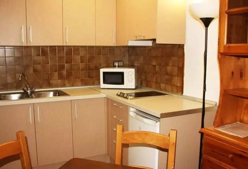 Apartamentos Cims Pas 3000