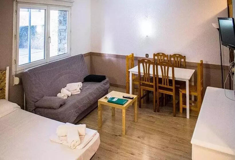 Apartamentos Cims Pas 3000