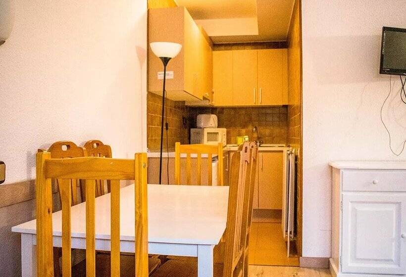 Apartamentos Cims Pas 3000