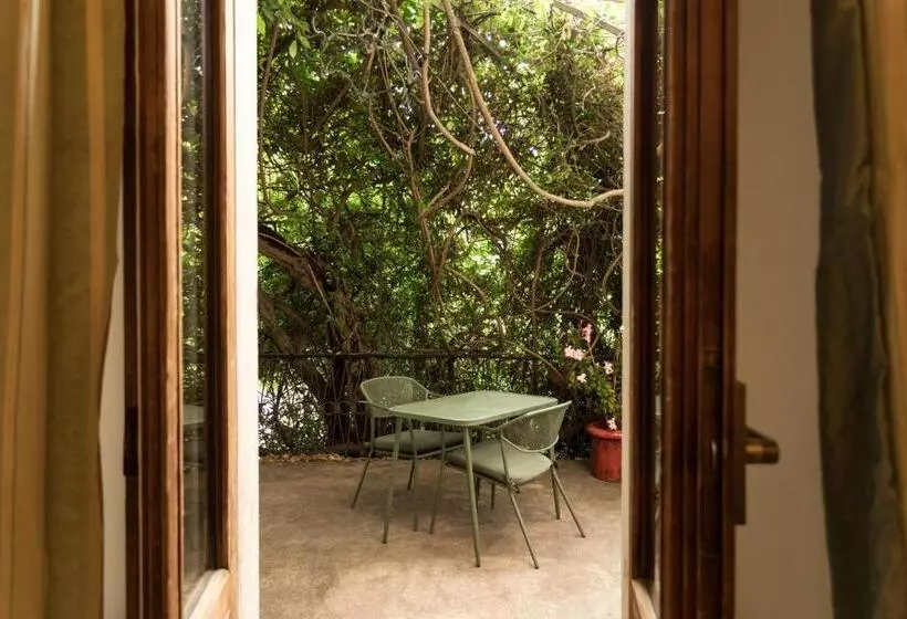 هتل Albergo Ristorante Madonnina