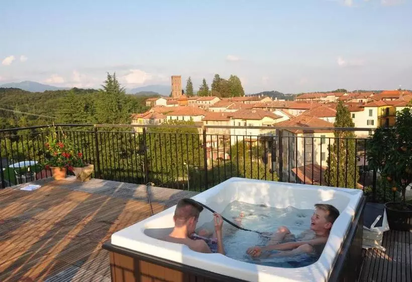 هتل Albergo Ristorante Madonnina