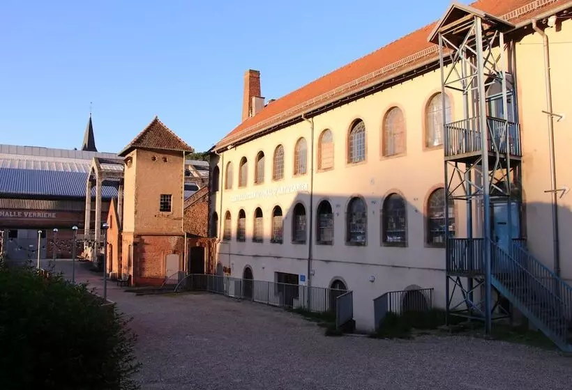 בית מלון כפרי Auberge Des Mésanges