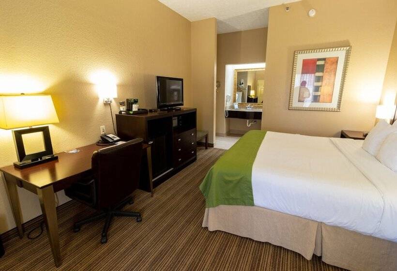 호텔 Baymont By Wyndham Crestview