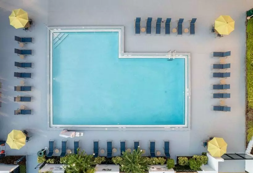 هتل Best Western Orlando Gateway