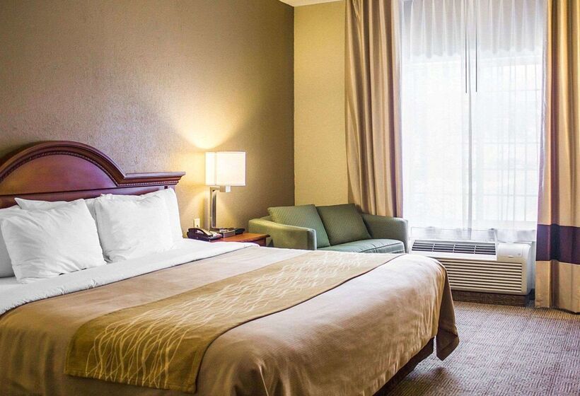 בית מלון כפרי Comfort Inn Guilford Near I95