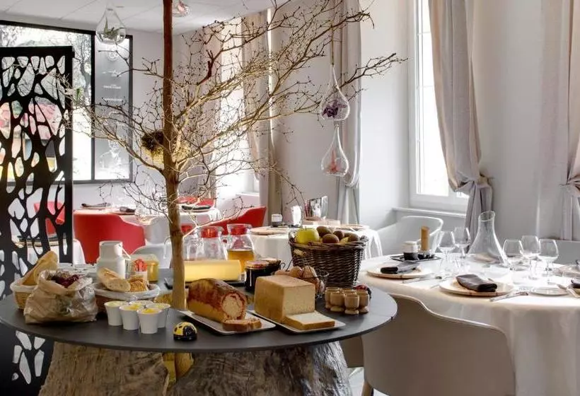 Отель Hôtel De France