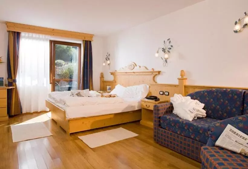 فندق Domina Parco Dello Stelvio