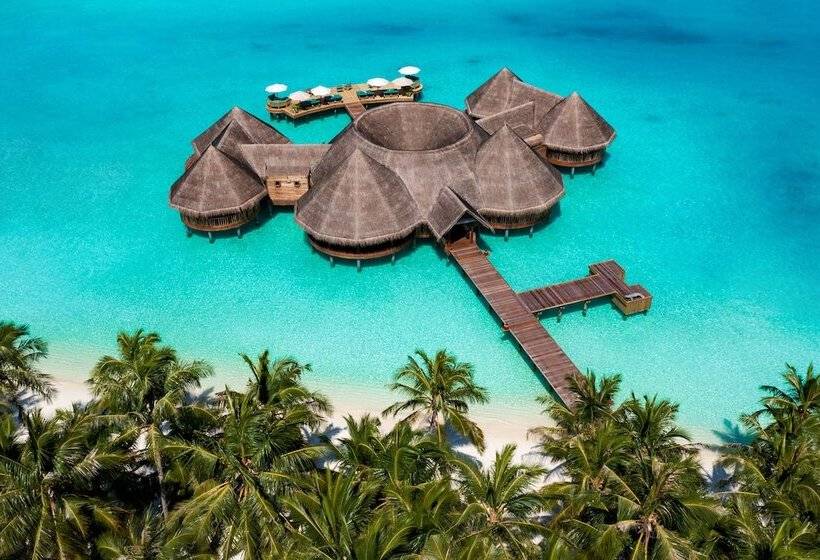 هتل Gili Lankanfushi Maldives