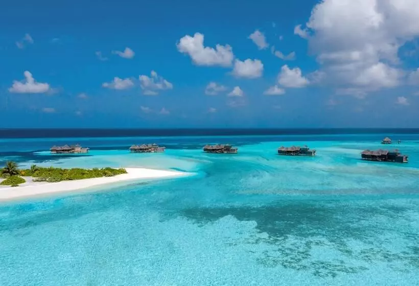 هتل Gili Lankanfushi Maldives