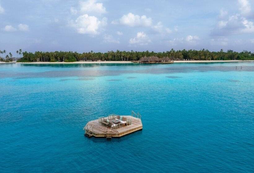 هتل Gili Lankanfushi Maldives