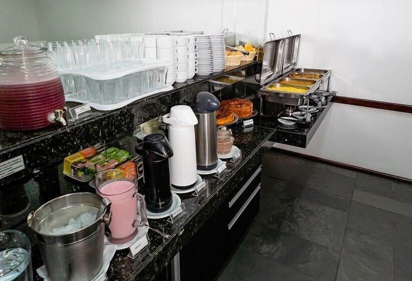 هتل Happy Ponta Negra Express