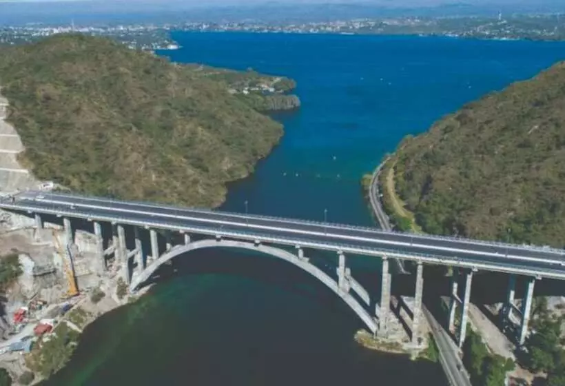 ホテル Holiday Inn Cordoba, An Ihg