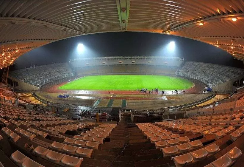 ホテル Holiday Inn Cordoba, An Ihg