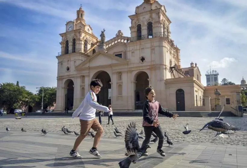 ホテル Holiday Inn Cordoba, An Ihg