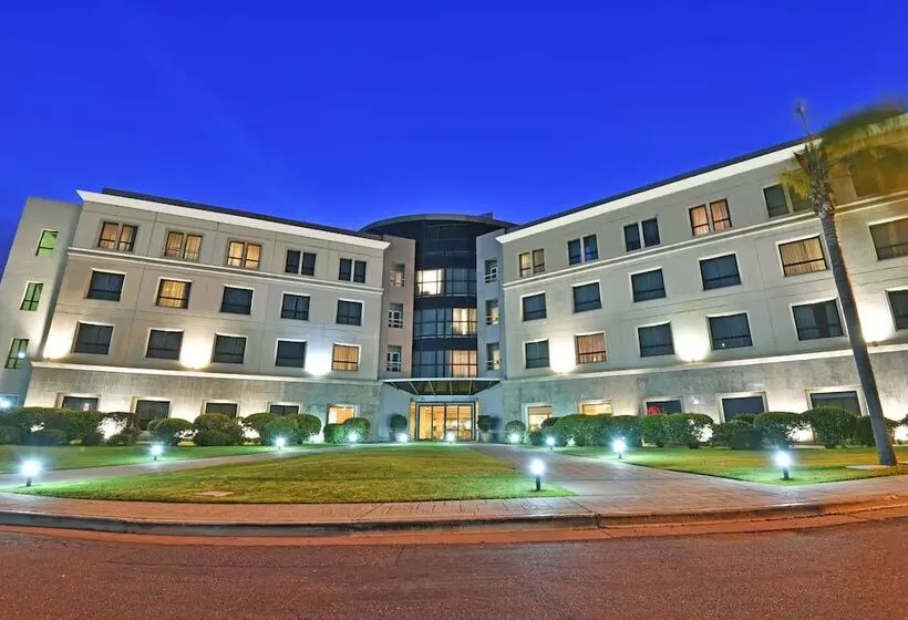 ホテル Holiday Inn Cordoba, An Ihg