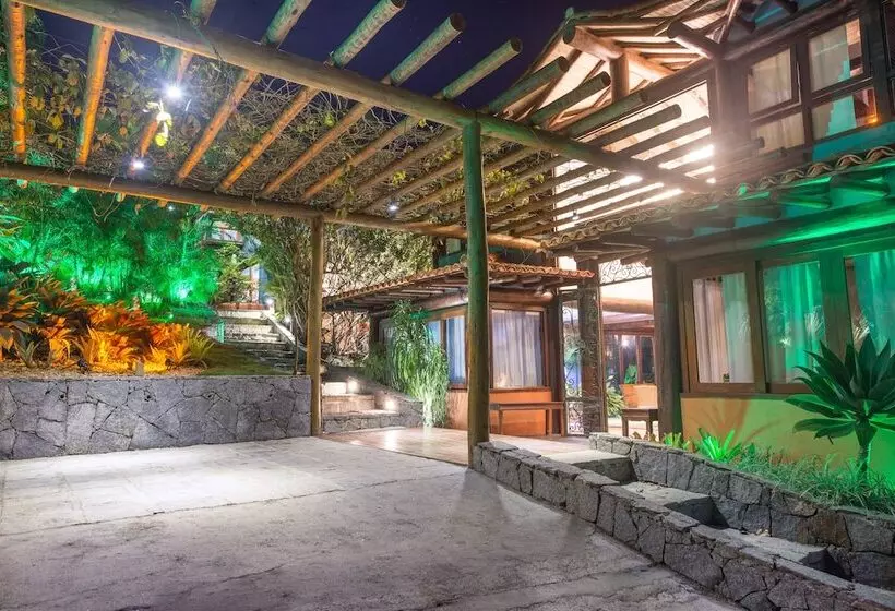 La Pedrera Small Hotel & Spa