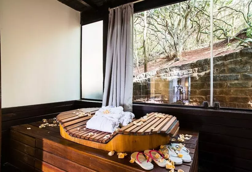 La Pedrera Small Hotel & Spa