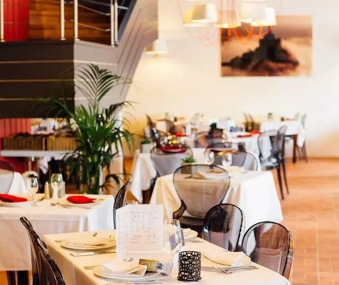 Отель Le Relais Du Roy