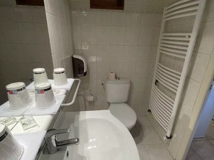 ホテル Les Cigalons