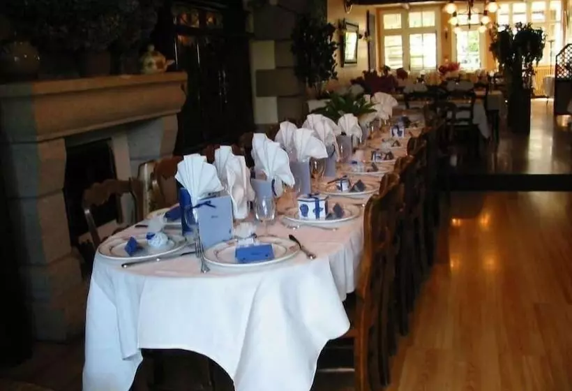 酒店 Logis Le Prieuré