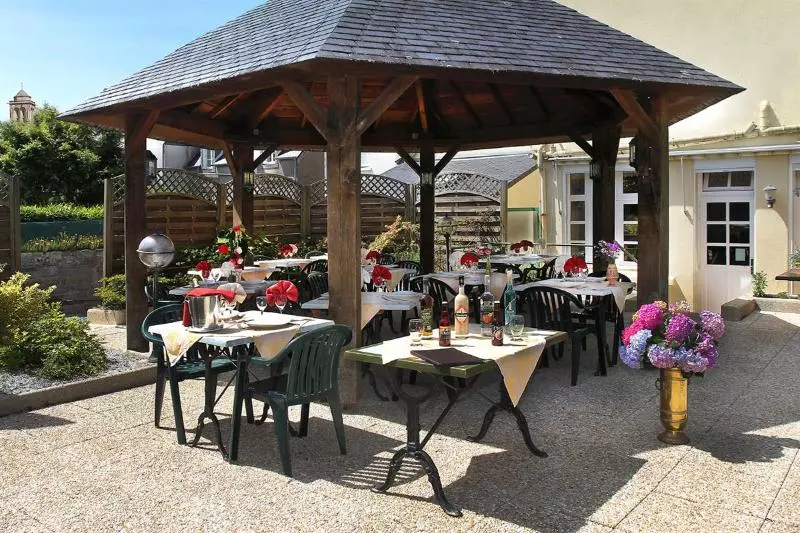 酒店 Logis Le Prieuré