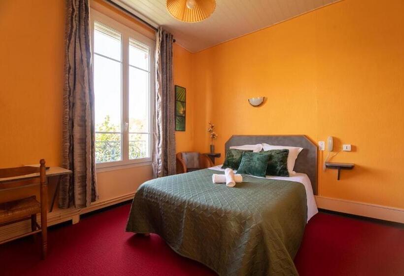 Отель Montdidier Hôtel