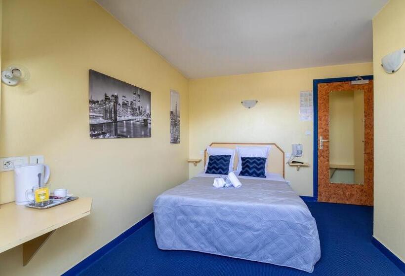 Отель Montdidier Hôtel