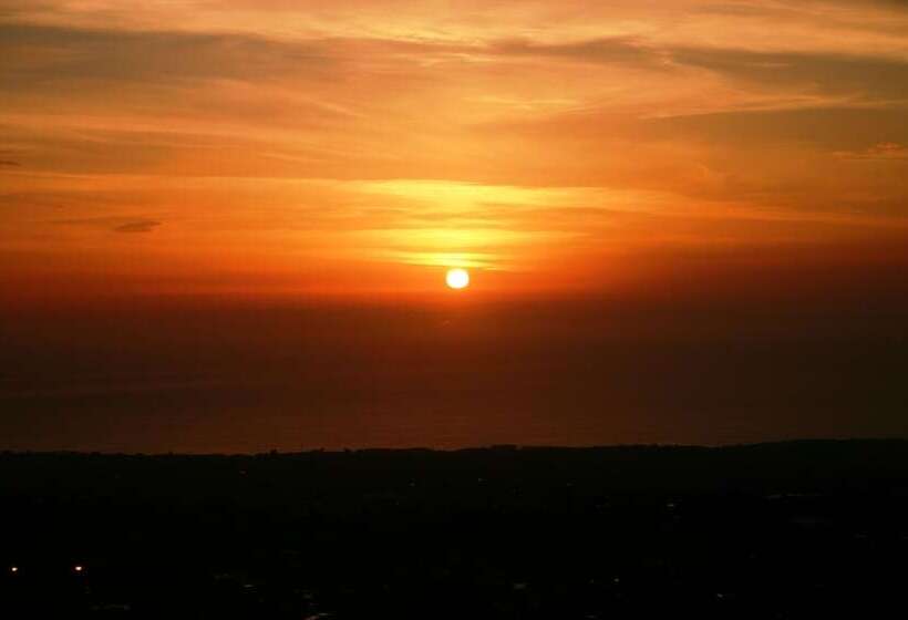 هتل Primavera Dell'etna